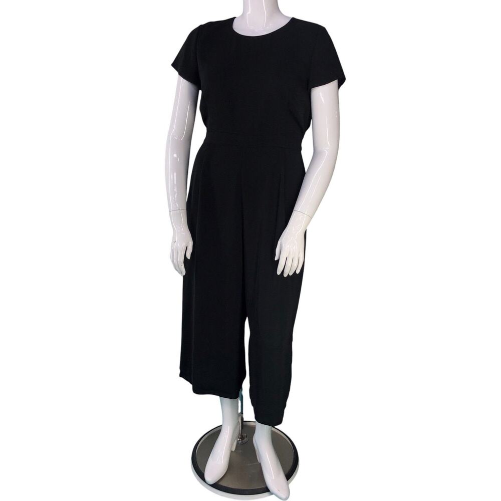 J.Crew Jumpsuit Womens 12 Drapey Wrap Back Black Short Sleeve Cropped Wide Leg